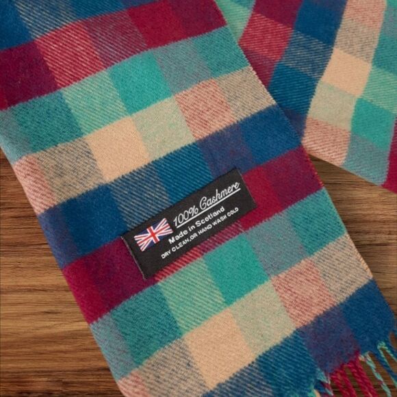 Multicolor Plaid 100% Genuine Cashmere Scarf NWT (LAST ONE!!) - Picture 3 of 4
